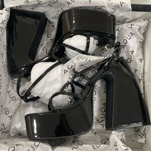 NIB black patent wet look sky high 6” platforms strappy open toe ankle strap 7.5